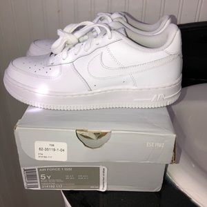 AIR FORCE 1s (GS)